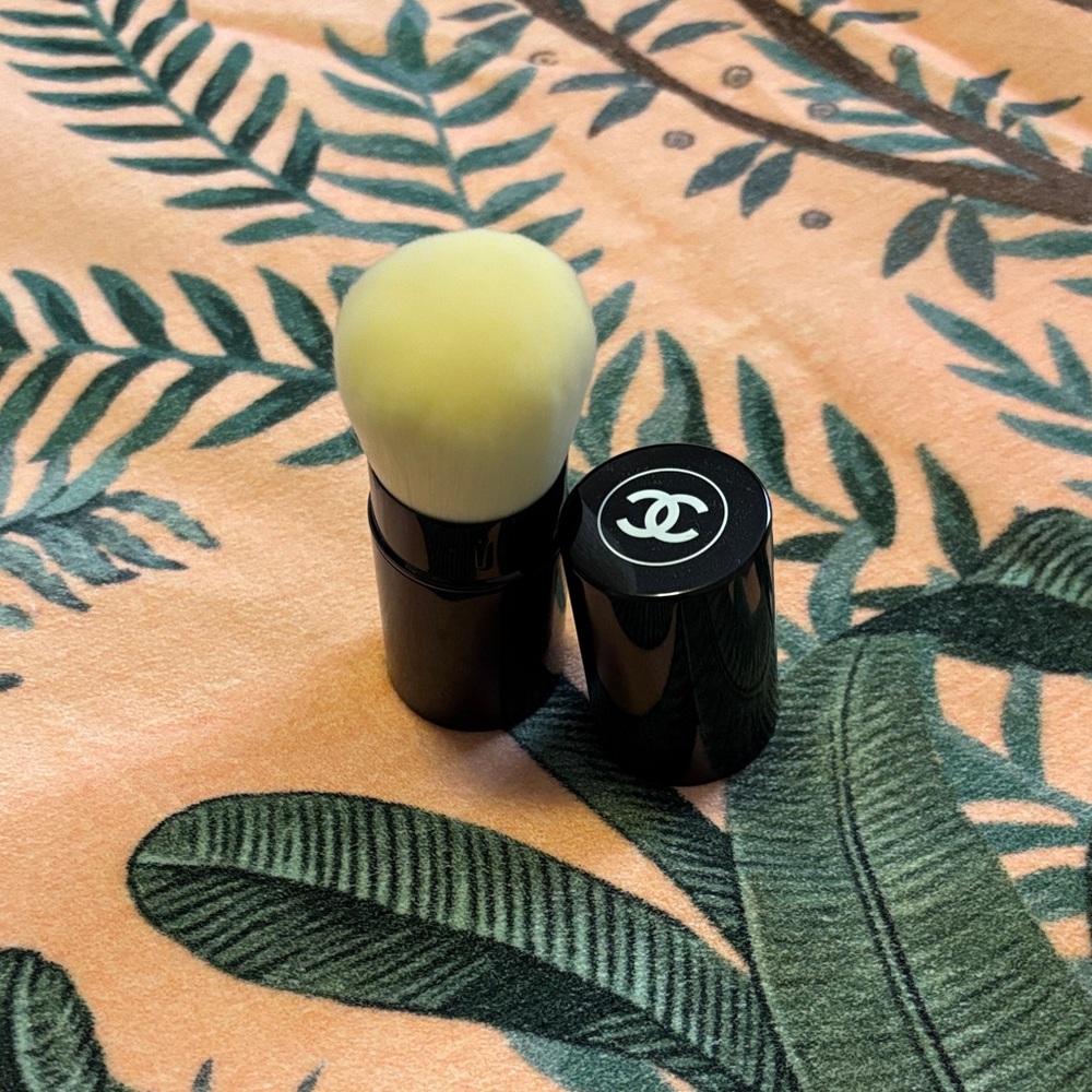 CHANEL Black and White Kabuki Brush